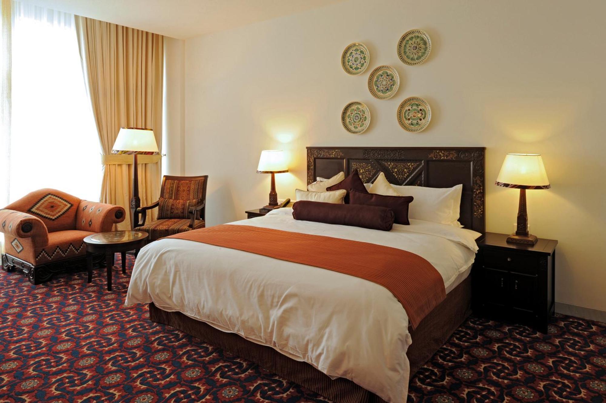 Dushanbe Serena Hotel Quarto foto