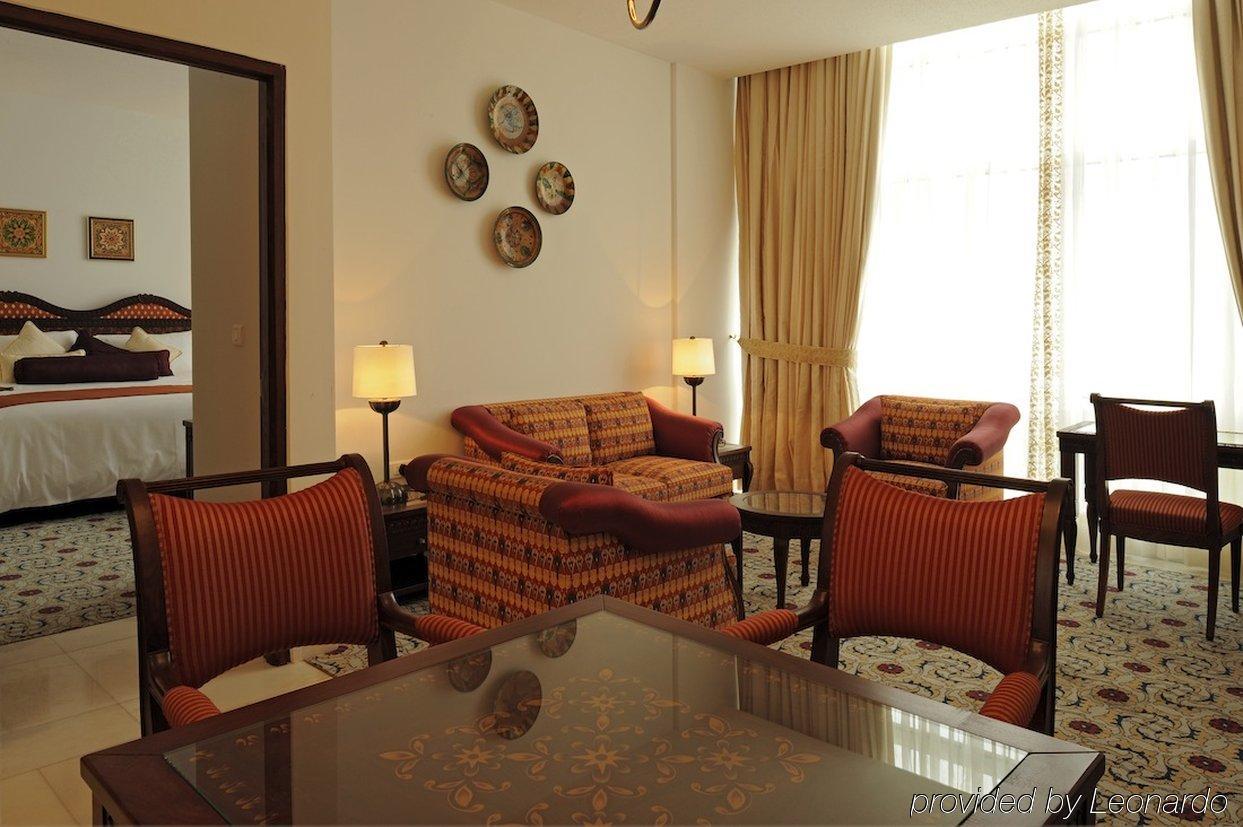 Dushanbe Serena Hotel Quarto foto